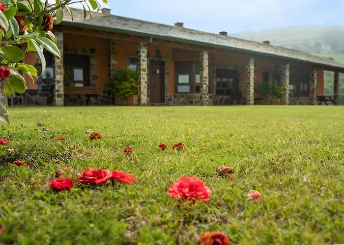 Apartamentos Rurales El Fresnu